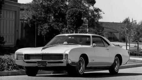 Buick Riviera (2G)
