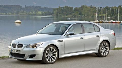 BMW M5 (E60)