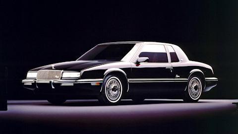 Buick Riviera (7G)