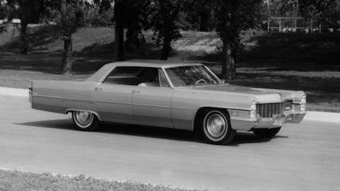 Cadillac Calais (1G)