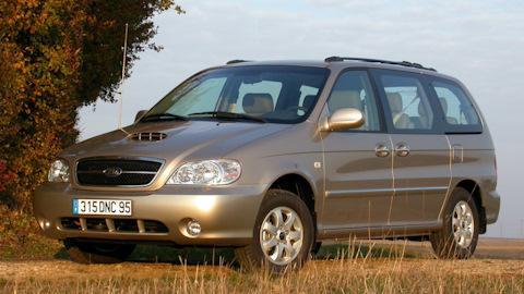 KIA Carnival (1G)