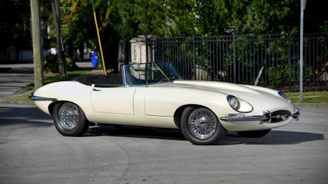 Jaguar E-Type (Series 1)