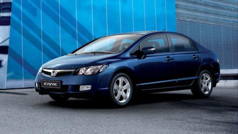 Honda Civic 4D (8G)