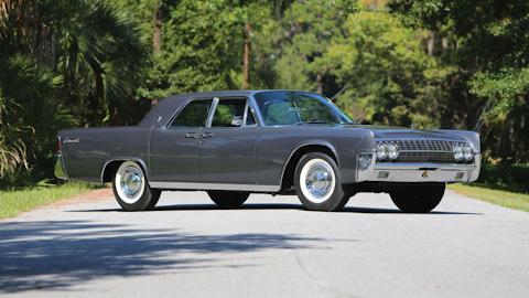 Lincoln Continental (4G)