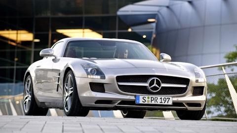 Mercedes-Benz SLS AMG
