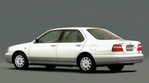 Nissan Bluebird (U14)