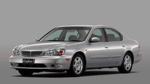Nissan Cefiro (A33)