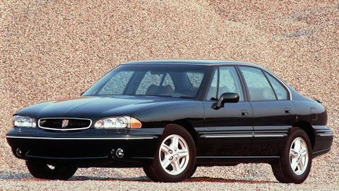 Pontiac Bonneville (8G)