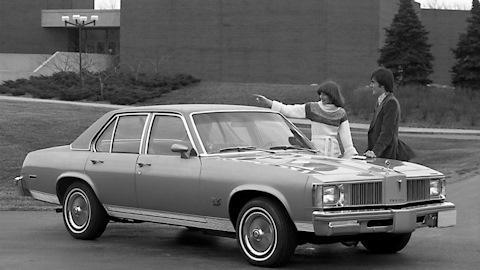 Pontiac Phoenix (1G)