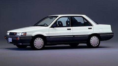 Nissan Liberta Villa (2G)