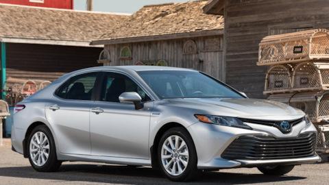 Toyota Camry Hybrid (XV70)