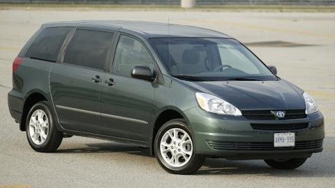 Toyota Sienna (2G)