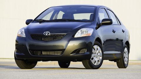 Toyota Yaris sedan (1G)