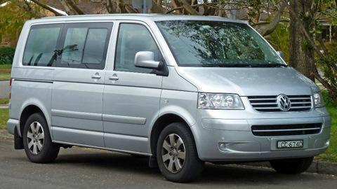 Volkswagen Caravelle (T5)