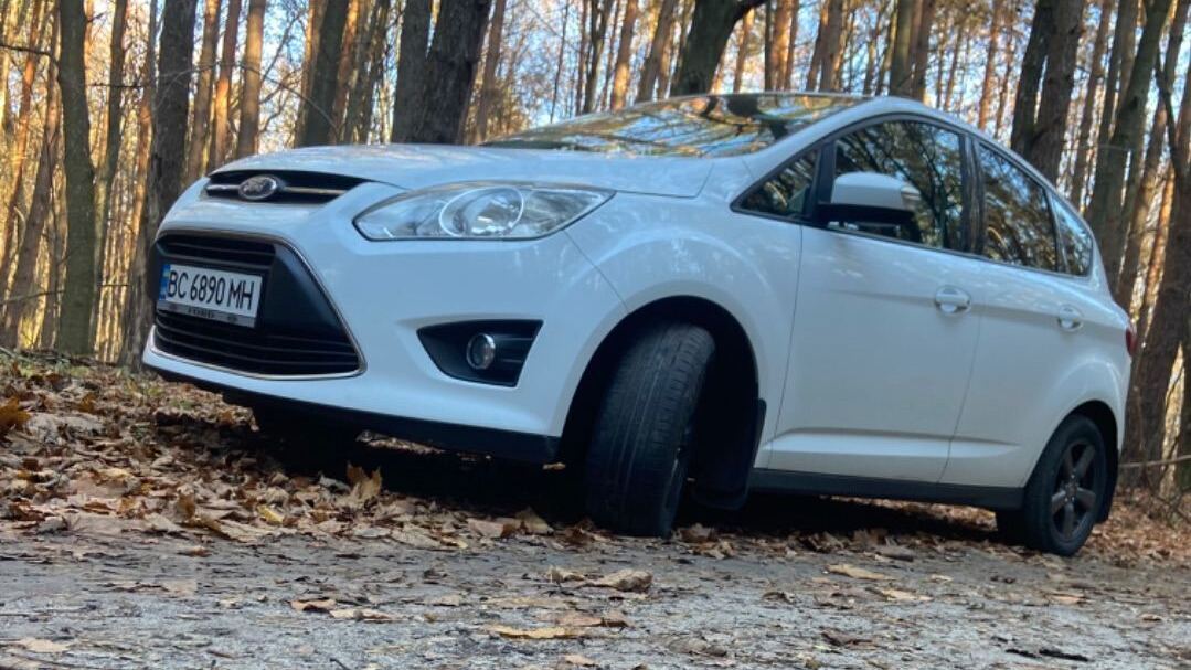 Ford C-Max II image #4