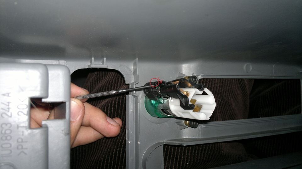 Пластик центральной консоли в алькантару image #2