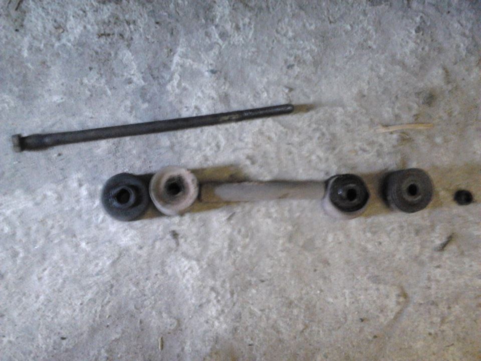 Поменял втулки стоек стабилизатора image #2