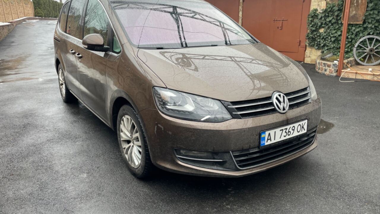 Volkswagen Sharan Mk2 image #2