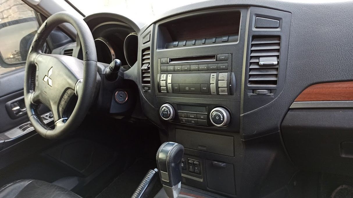 Mitsubishi Pajero image #3