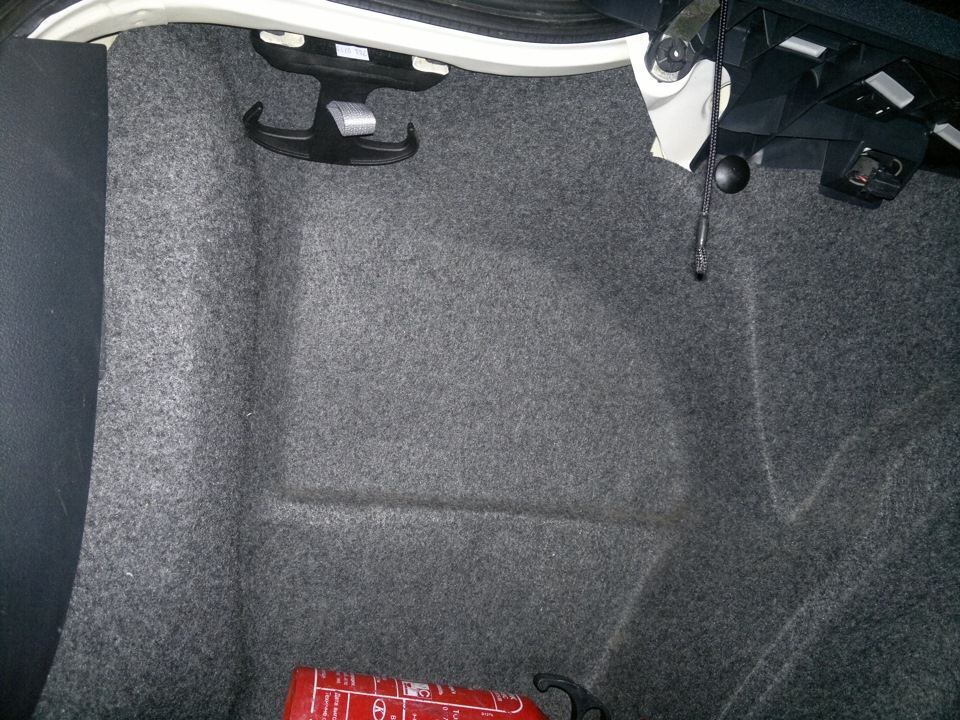 Крепление для сумок в багажном отделении image #2