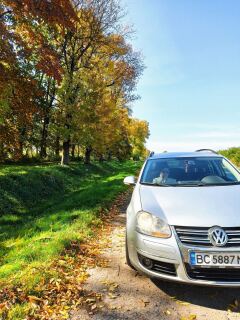 /ПОЕЗДКА/ Замки неподалёку Львова, ну и жена впервые за рулём