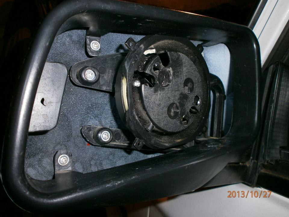 7.Ремонтируем зеркало заднего вида image #5