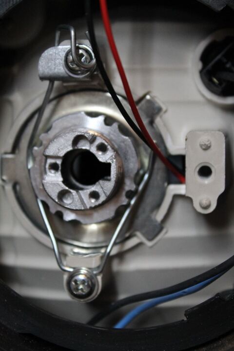 Установил биксеноновые линзы image #2