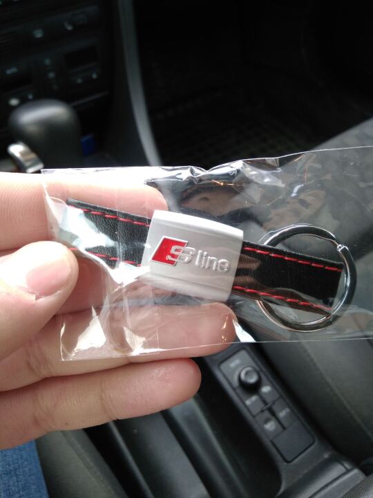 №18. Брелок на ключ image #1