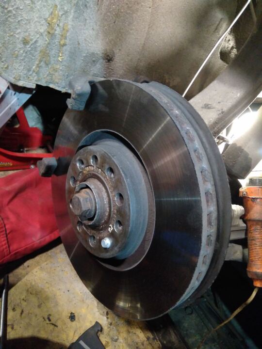 №34. Замена внешней гранаты. Устранение стука image #1