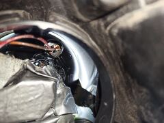 Замена лампочек, или как я обнаружил у себя адаптивную фару. image #3