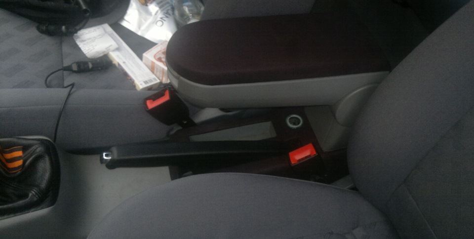 Пластик центральной консоли в алькантару image #2