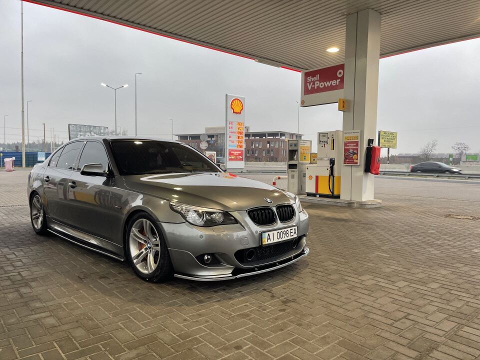 Pirelli Ice Zero FR 245/45 r18 184 стиль м5 image #1