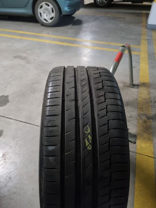 Замена шин на передней оси 225/45/18 image #1
