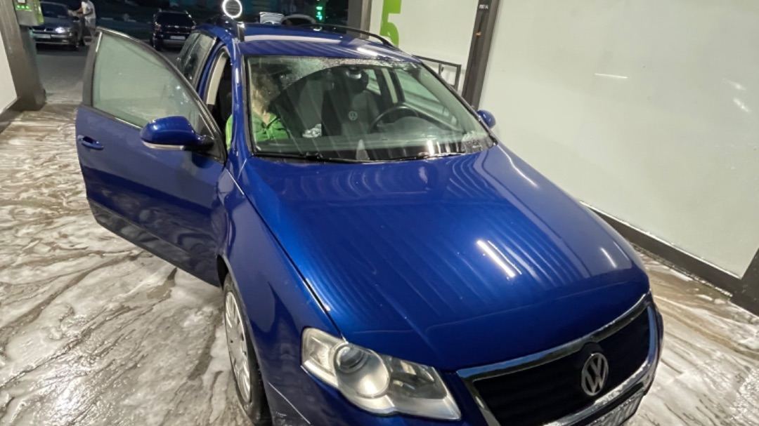 Volkswagen Passat B6 image #1