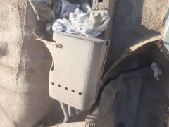 Может кому нужно. Остатки донорской жопки)