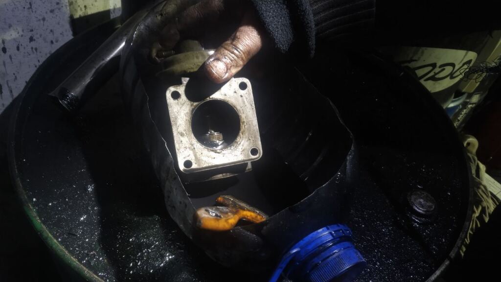 Не тягне авто... |Kyron 2.0 XDi 4x4|Чистка клапана ЕГР, датчика ДМВП та датчика абсолютного тиску| image #2