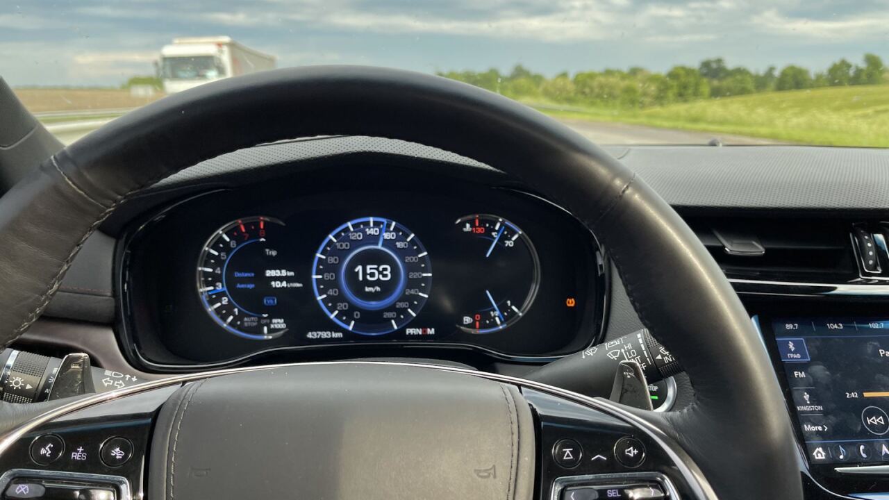 Cadillac CTS 3.6 AT AWD Premium Luxur image #5