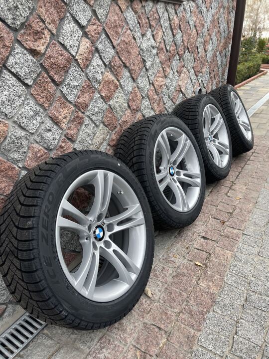 Pirelli Ice Zero FR 245/45 r18 184 стиль м5 image #2