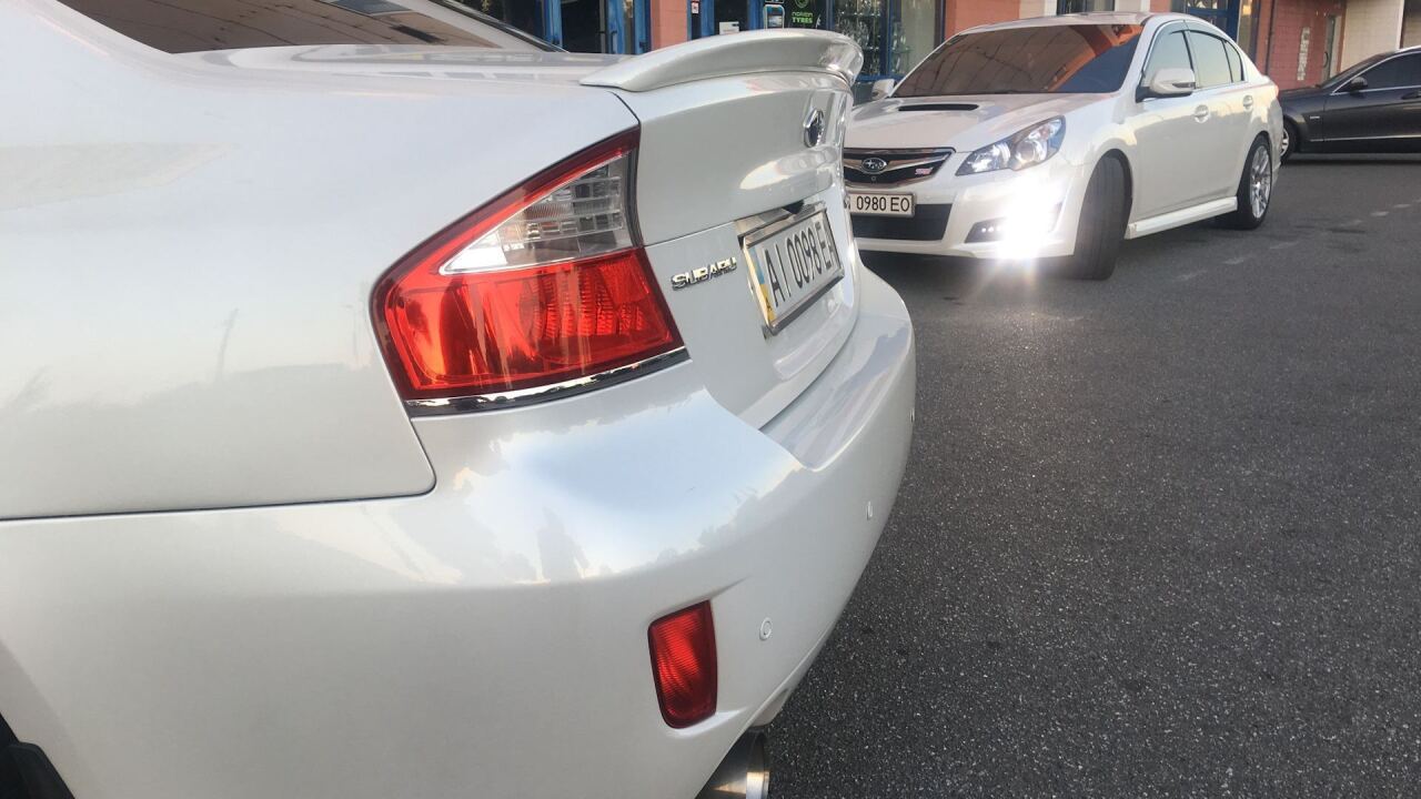 Subaru Legacy Белая ЛИСИЧКА image #2