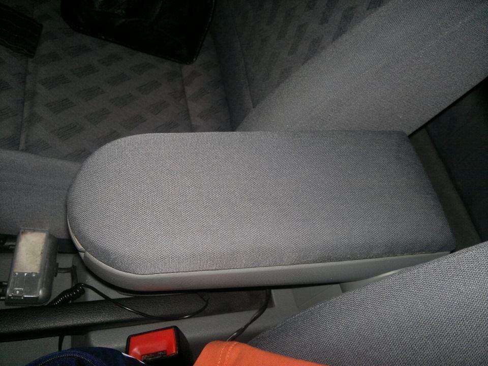 Подлокотник в алькантару; Карандаш подкрашивающий image #1