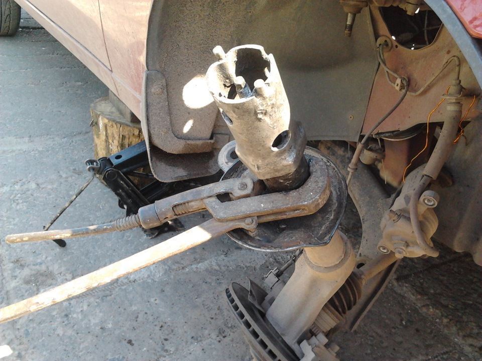 Замена передних амортизаторов, переход на опоры от Нубиры image #2