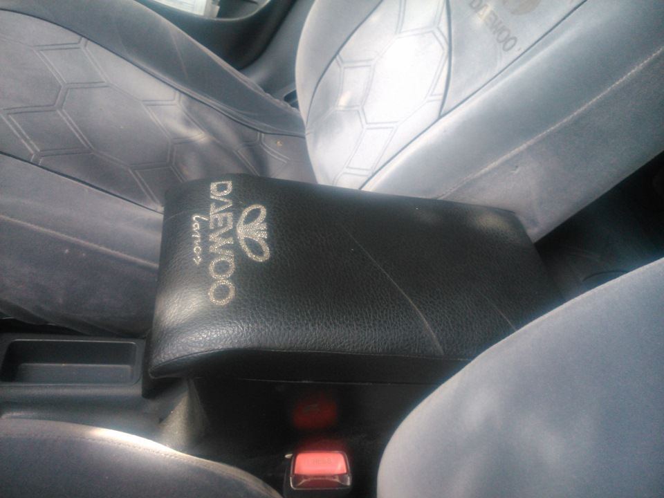 Інсталяція підлокітника image #1