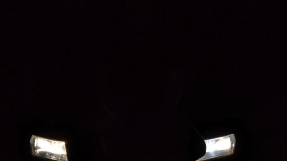 Mitsubishi Carisma image #2