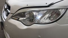 Subaru Legacy Белая ЛИСИЧКА image #1