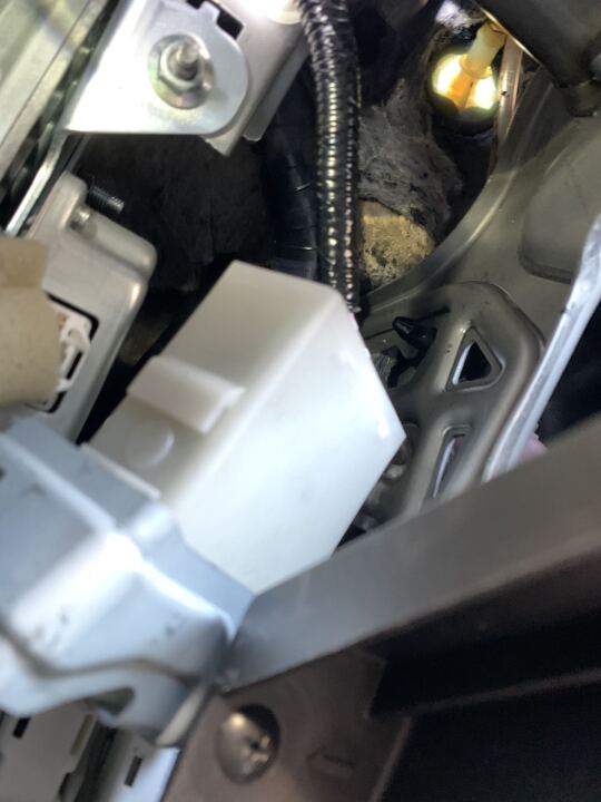 Потёк люк. Устраняем image #2