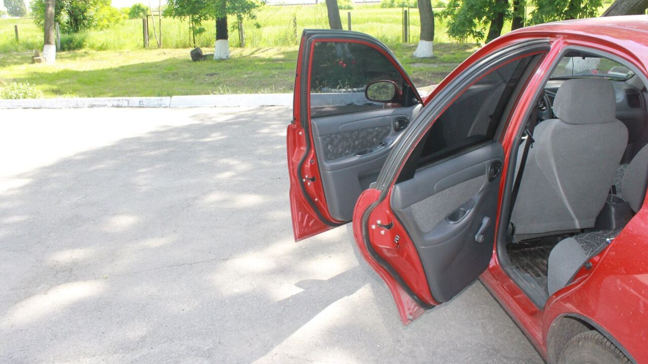 Daewoo Lanos image #11