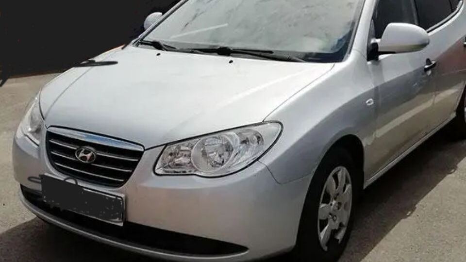 Hyundai Elantra (4G) image #1