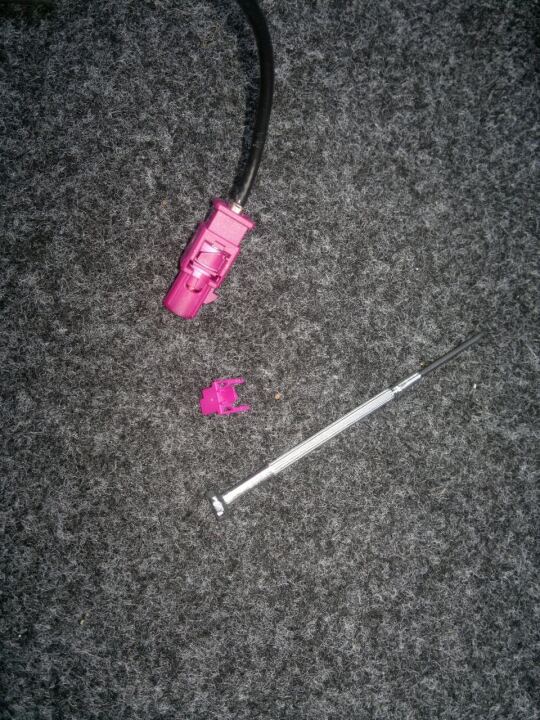 Антенна-плавник image #4