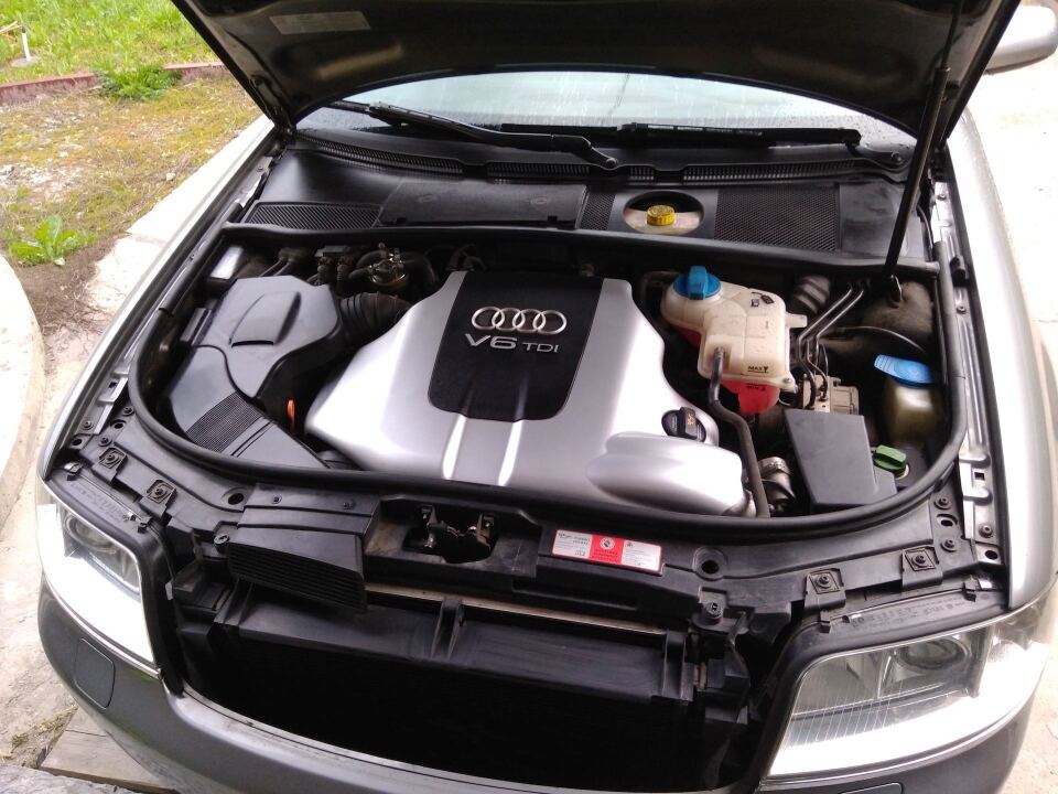 №22. Чистка подкапотки и замена лампочок габаритов image #2