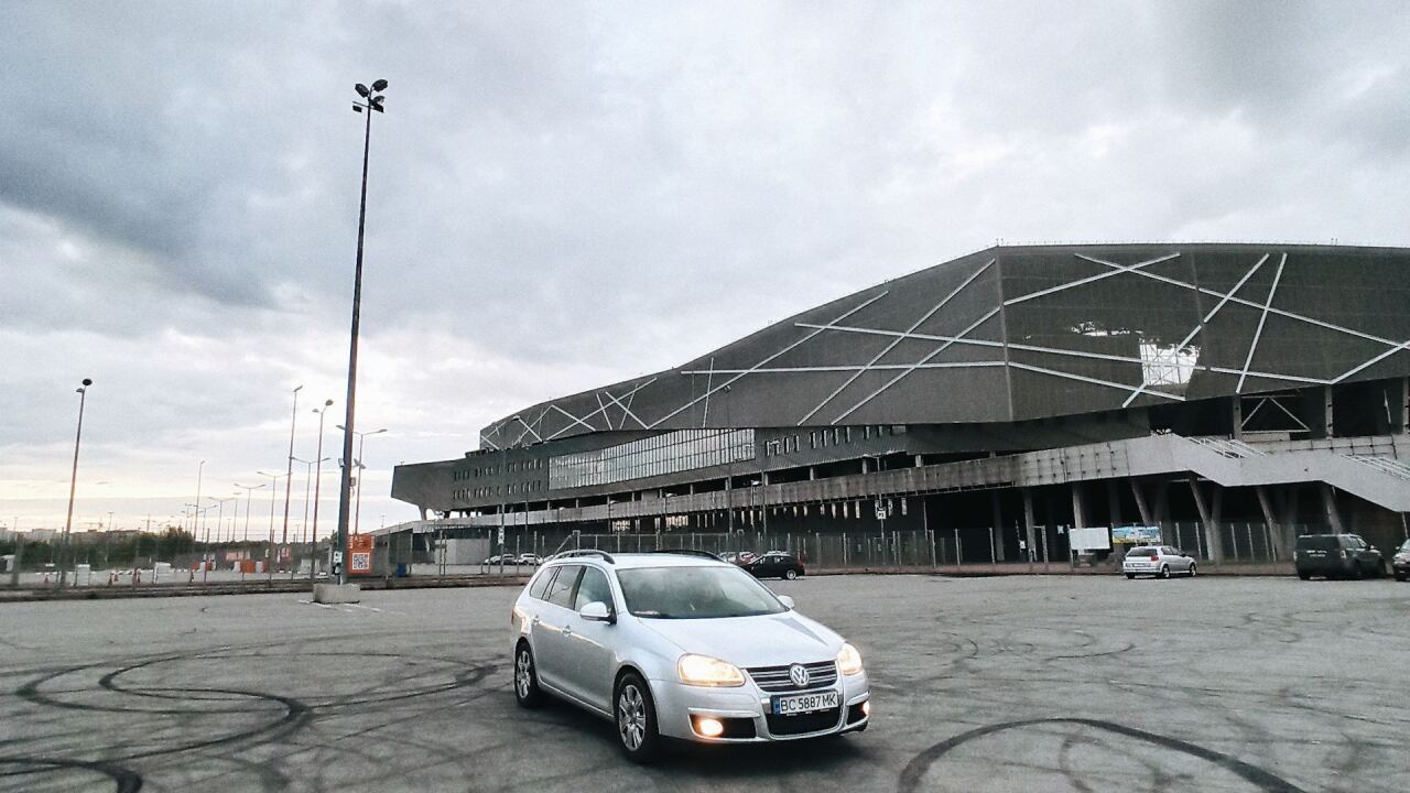 Volkswagen Golf Variant image #2